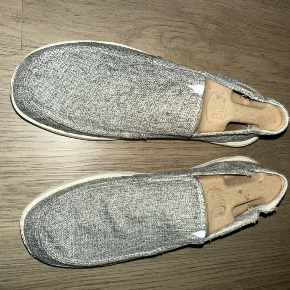 Hey Dude‎ Women's Gray Slip-On Sneakers